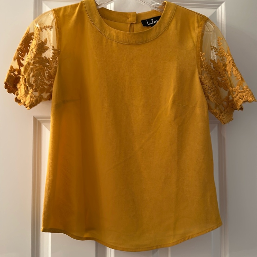 Lulus Yellow Lace blouse